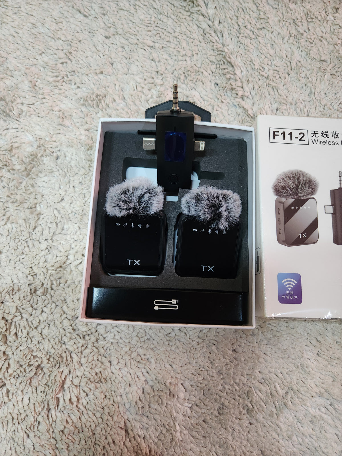 Microfone Sem Fios Profissional F11-2 — Microfone Duplo para Criadores