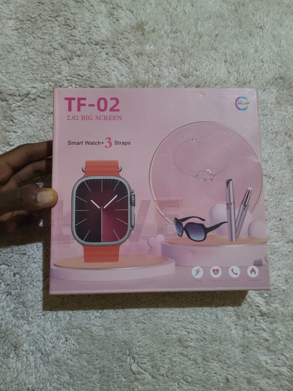 Smart watch TF-02 Com 3 pulseiras + uma corrente + óculos + máquina de depilação