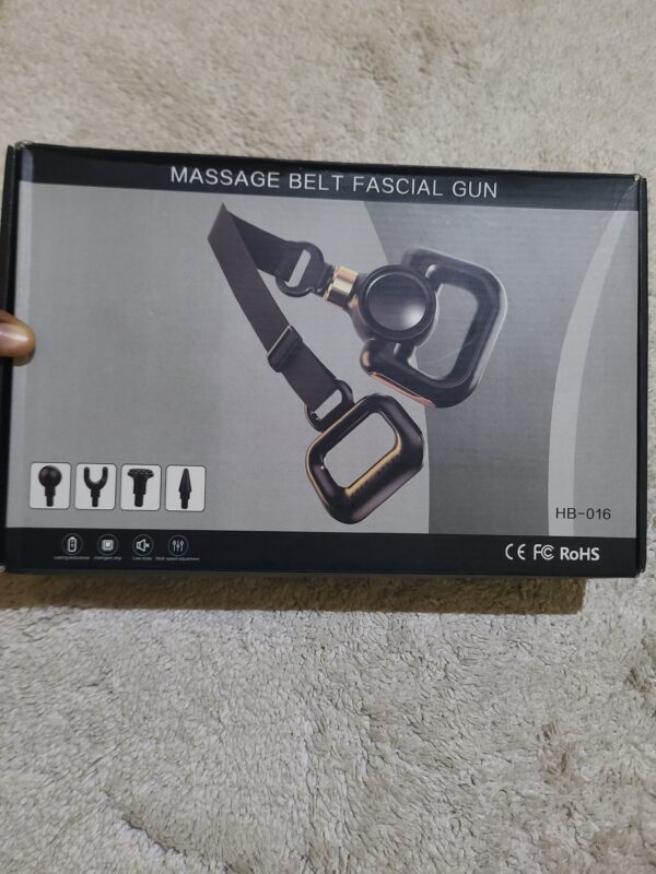 Aparelho de massagem profissional ultra potente com 4 cabeças para aliviar dores e desconforto corporal.